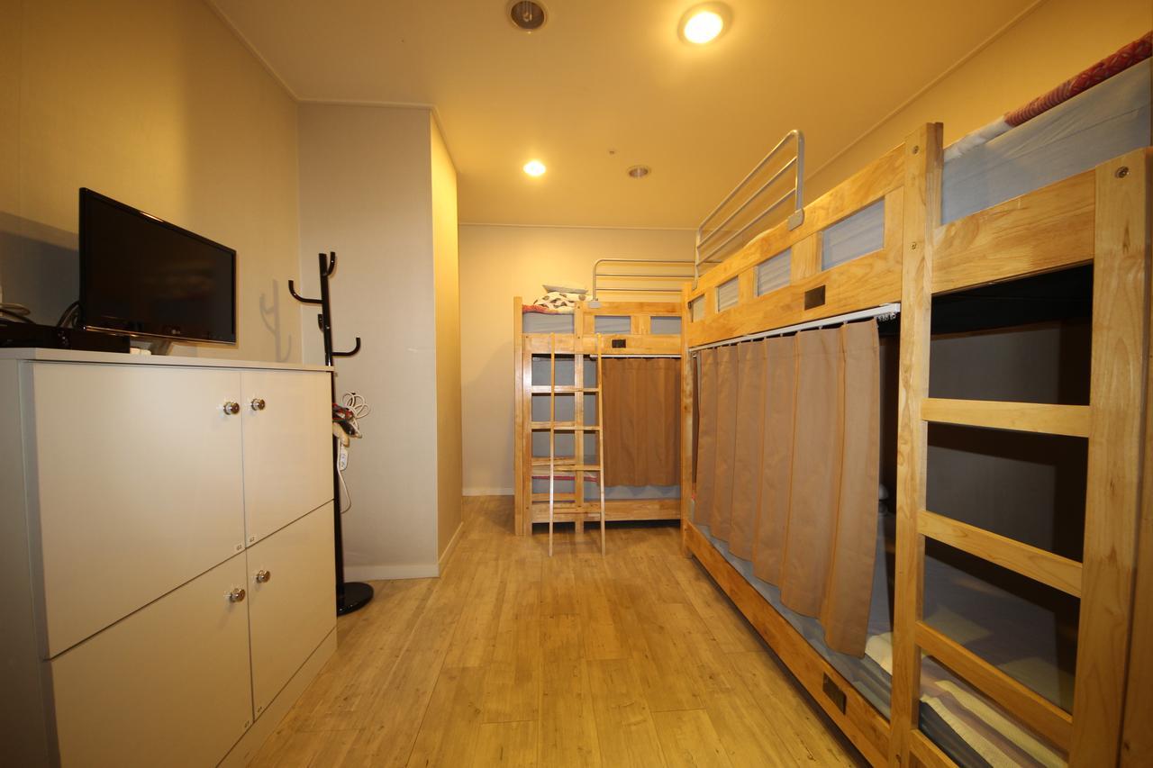 Hostel The New Day Busan Buitenkant foto