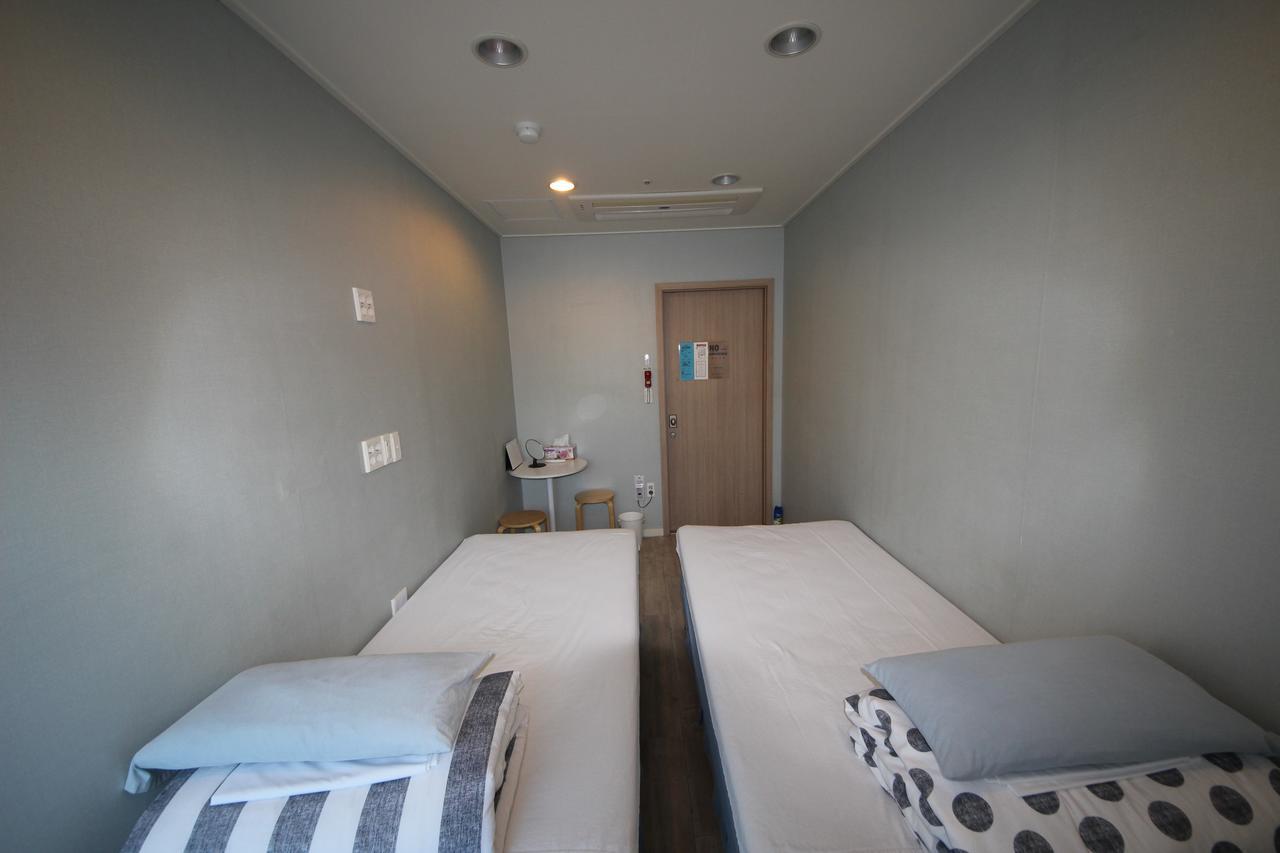 Hostel The New Day Busan Buitenkant foto