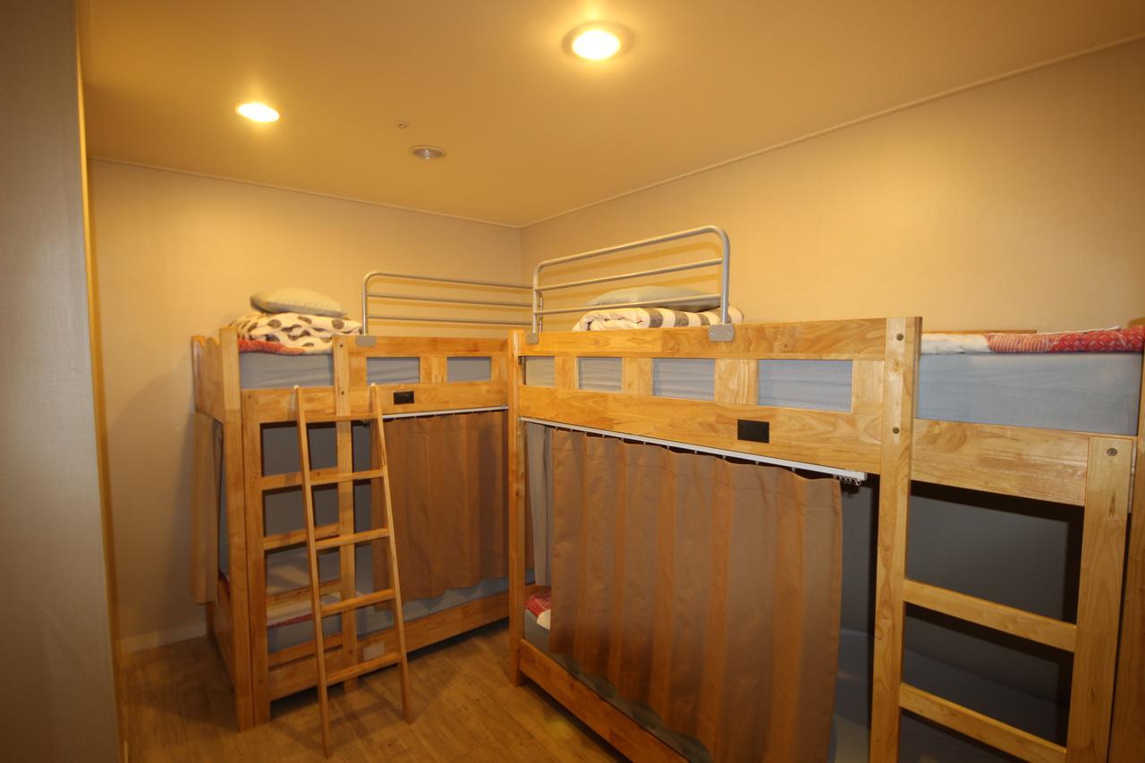 Hostel The New Day Busan Buitenkant foto