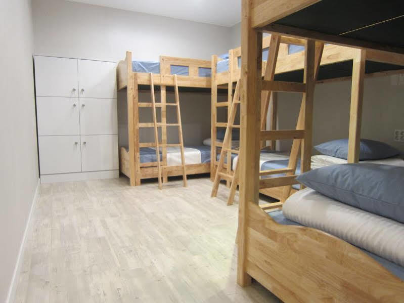 Hostel The New Day Busan Buitenkant foto
